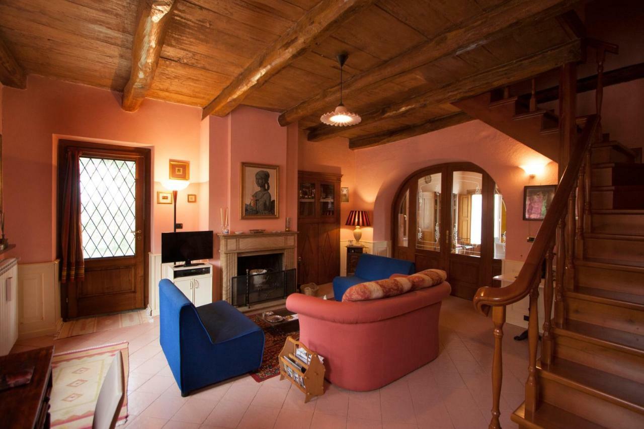 Decollatura Casa Nel Verde מראה חיצוני תמונה