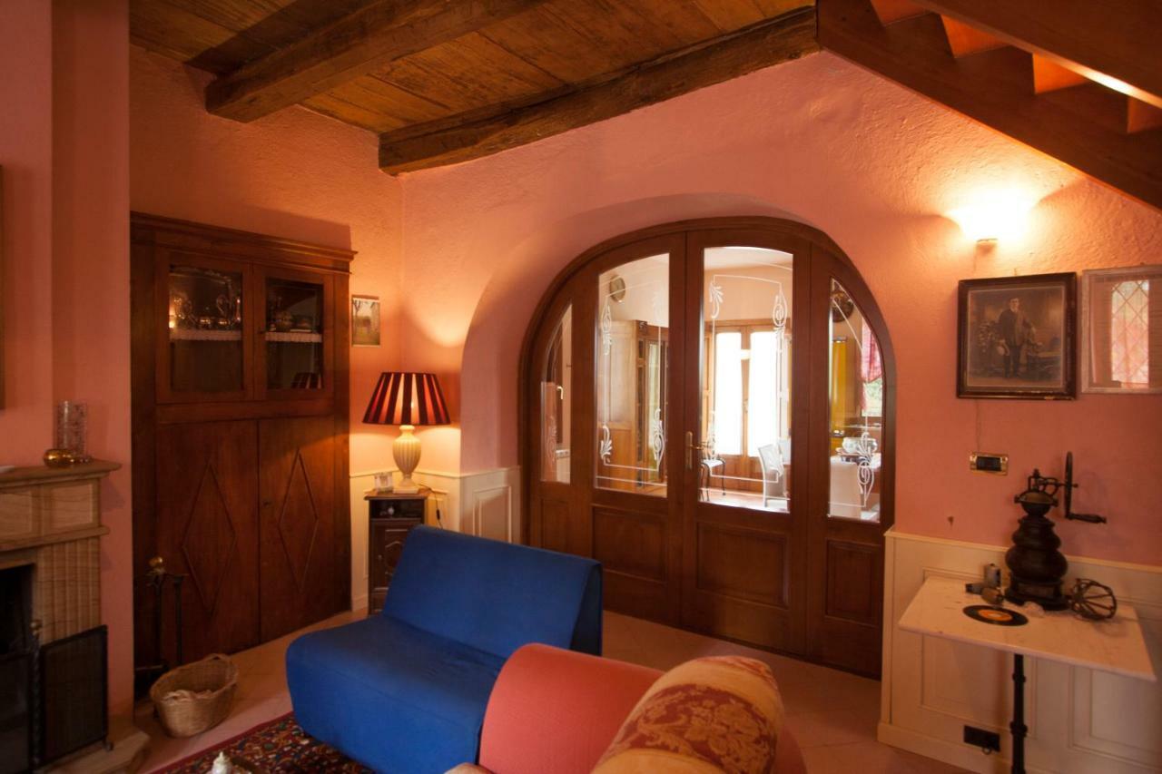 Decollatura Casa Nel Verde מראה חיצוני תמונה