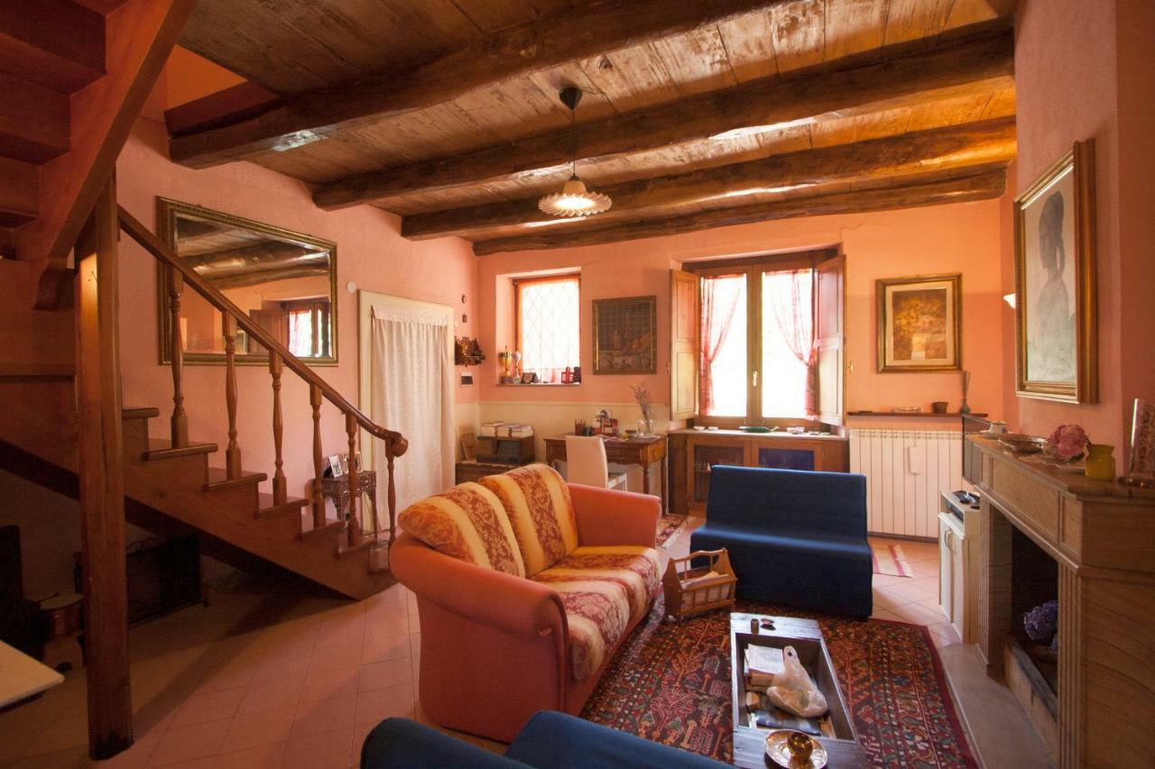 Decollatura Casa Nel Verde מראה חיצוני תמונה